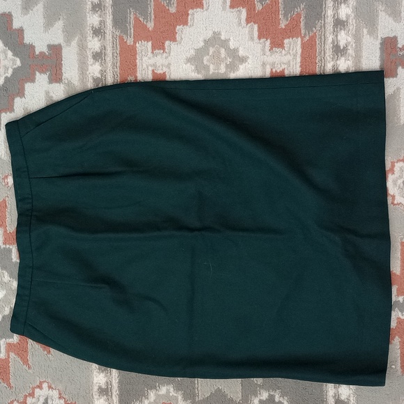Pendleton Green Wool Skirt Suit - 14/12 - Picture 8 of 13